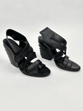 LD Tuttle Black Leather Architectural Wedges